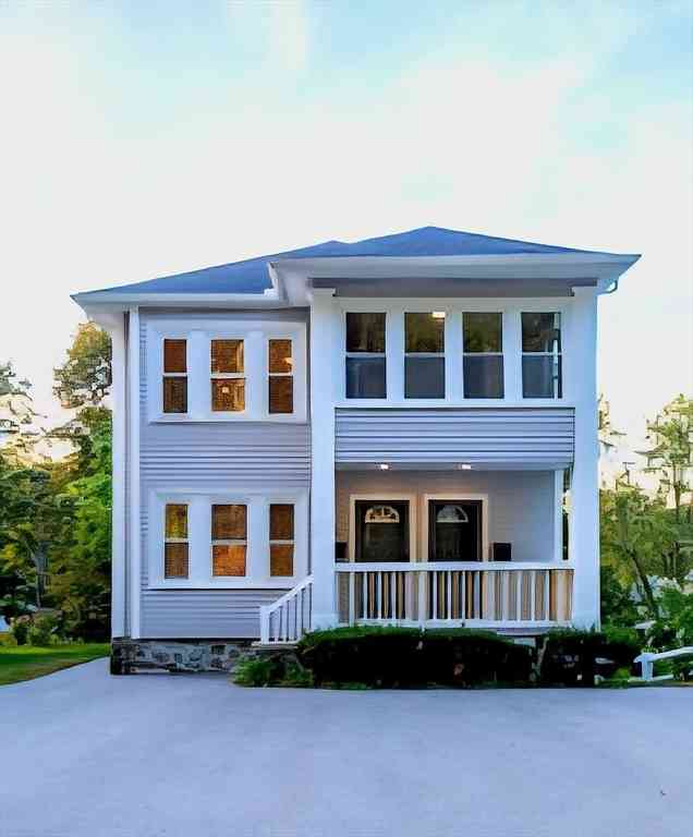 Multifamily For Sale - 156 High St<br/> Andover, MA 01810