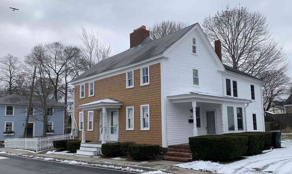 Apartment For Rent - 252 Water St<br/> Newburyport, MA 01950