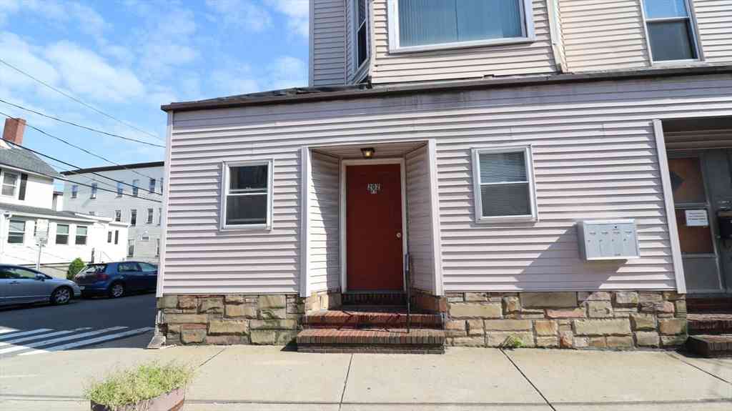 Apartment For Rent - 202 Washington St #1F<br/> Somerville, MA 02143