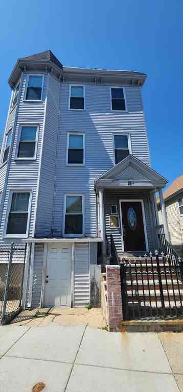 Apartment For Rent - 19A Clifton St #2<br/> Boston, MA 02119