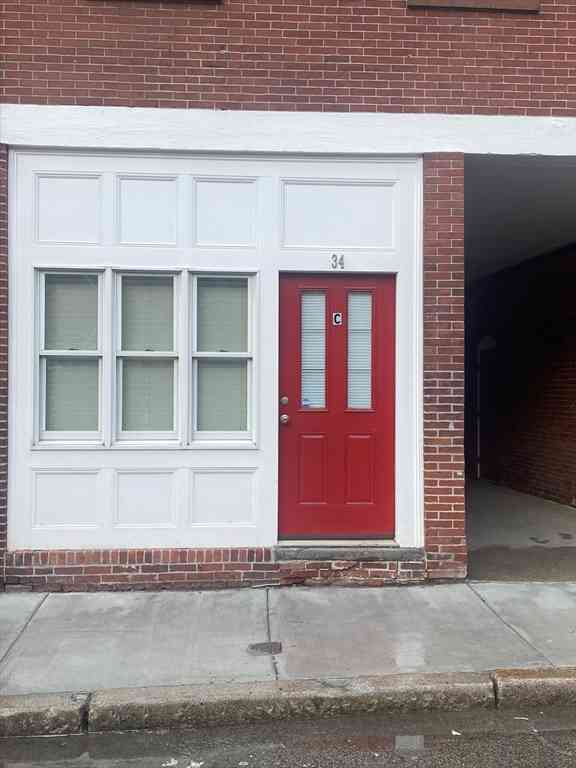 Condo For Rent - 34 North Bennet Street #C1<br/> Boston, MA 02113