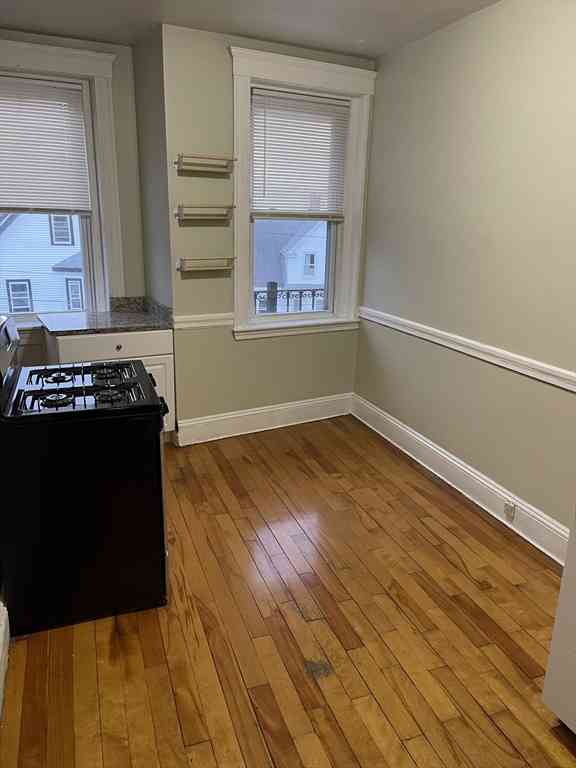 Apartment For Rent - 4 Hancock St #7<br/> Malden, MA 02148