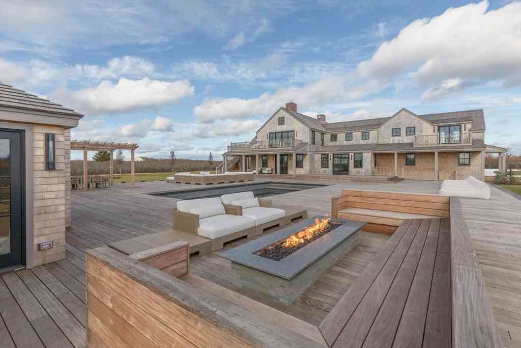 Homes For Rent - 30 Devon #THE DIPS<br/> Nantucket, MA 02554