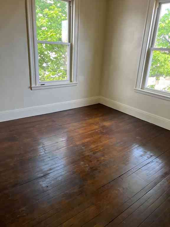 Apartment For Rent - 71 Harwood St #12<br/> Lynn, MA 01902