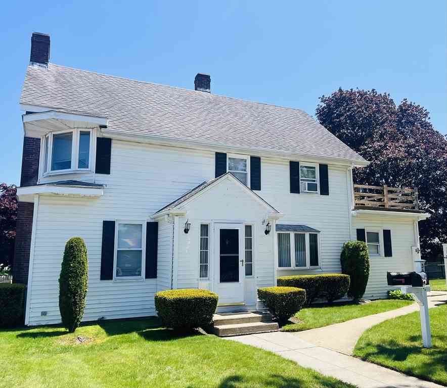 Multifamily For Sale - 362 Wilbur Ave<br/> Swansea, MA 02777