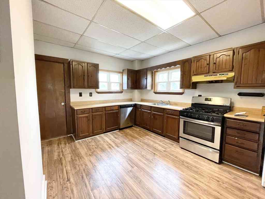 Apartment For Rent - 26-28 Harbor View #3<br/> Boston, MA 02125