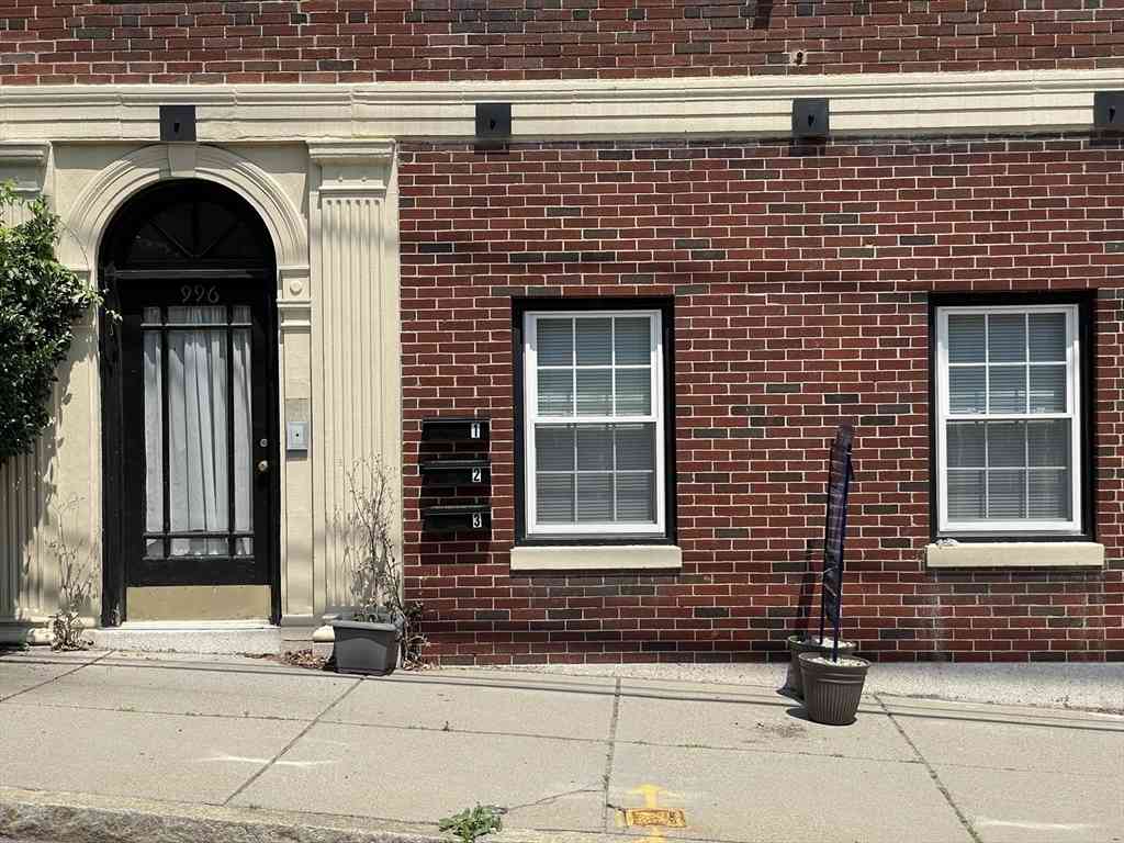 Apartment For Rent - 996 Chestnut Street #1<br/> Newton, MA 02464