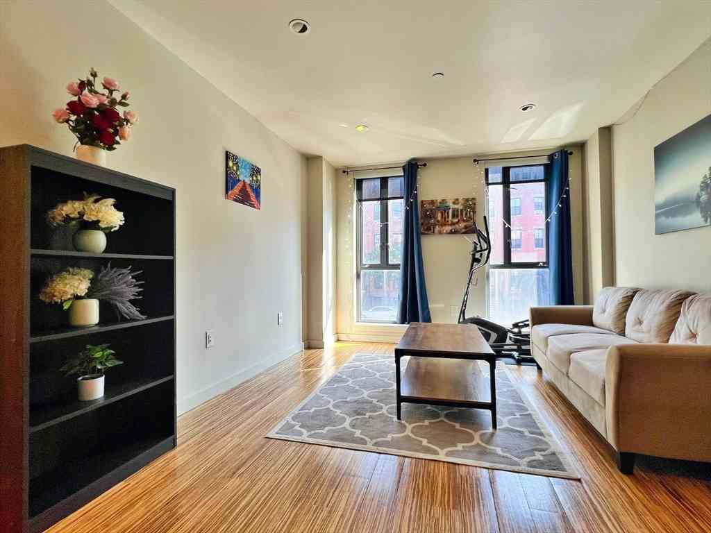 Condo For Rent - 691 Massachusetts #203<br/> Boston, MA 02118