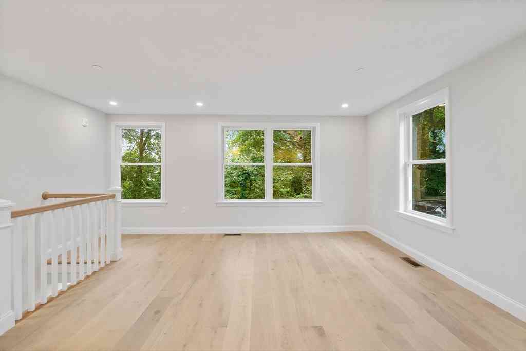 Apartment For Rent - 57 Nottinghill #1<br/> Boston, MA 02135