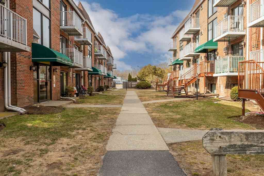 Apartment For Rent - 1186 Worcester Rd #231<br/> Framingham, MA 01702