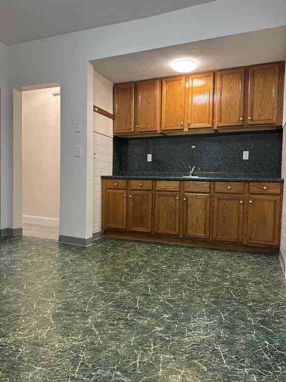 Apartment For Rent - 70 Waite #2R<br/> Revere, MA 02151