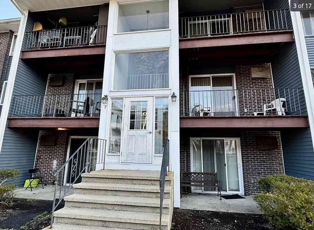 Condo For Rent - 7 Woodcrest Court #4<br/> Weymouth, MA 02190