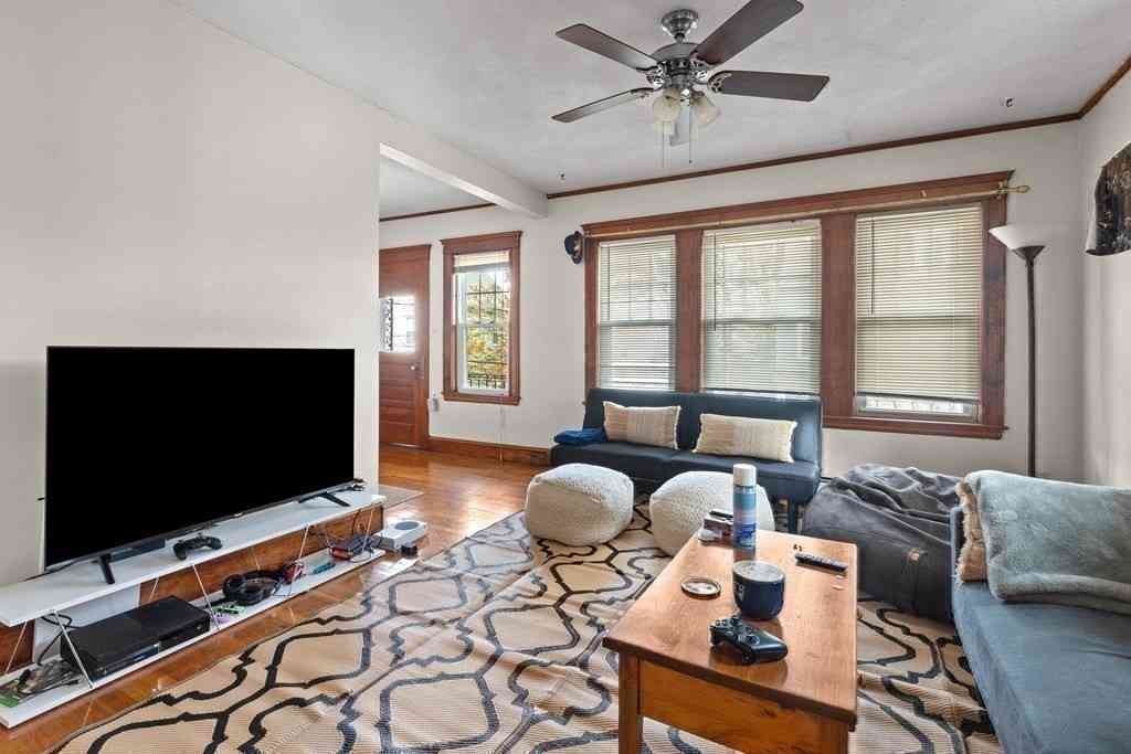 Apartment For Rent - 51 Sargent Ave #2<br/> Somerville, MA 02145