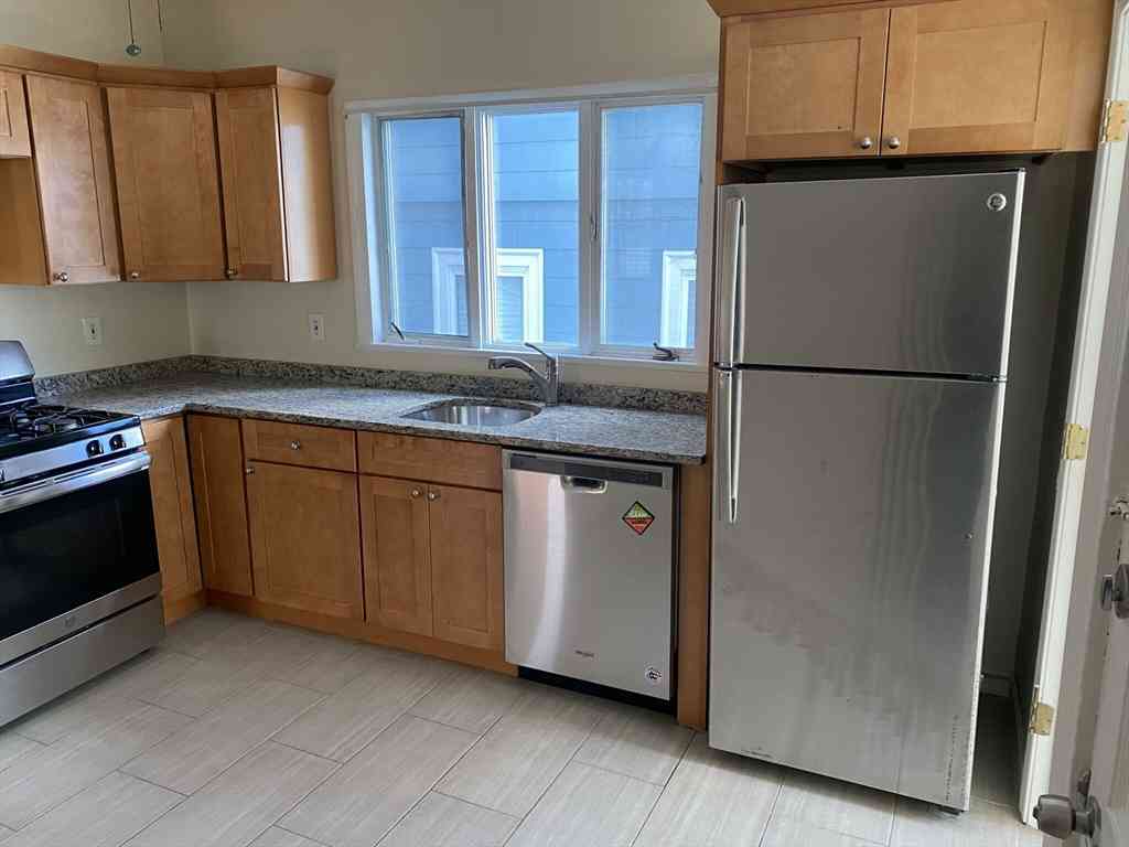 Apartment For Rent - 37-39 Belknap St. #2<br/> Somerville, MA 02144