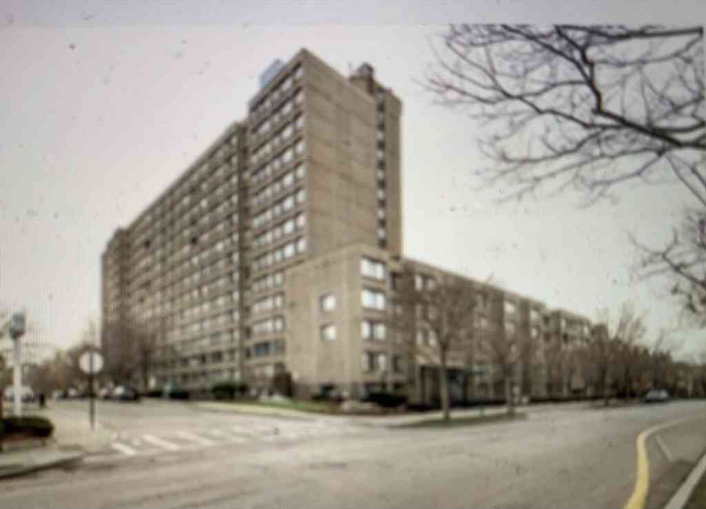 Condo For Rent - 1731 Beacon #1213<br/> Brookline, MA 02445