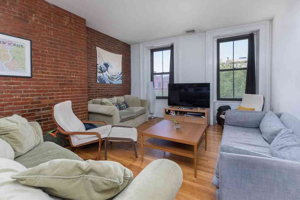 Apartment For Rent - 1662 Washington #4<br/> Boston, MA 02118