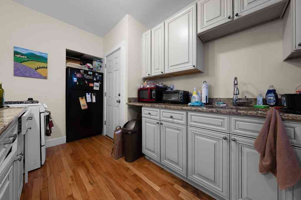 Apartment For Rent - 465 Broadway #8<br/> Medford, MA 02155