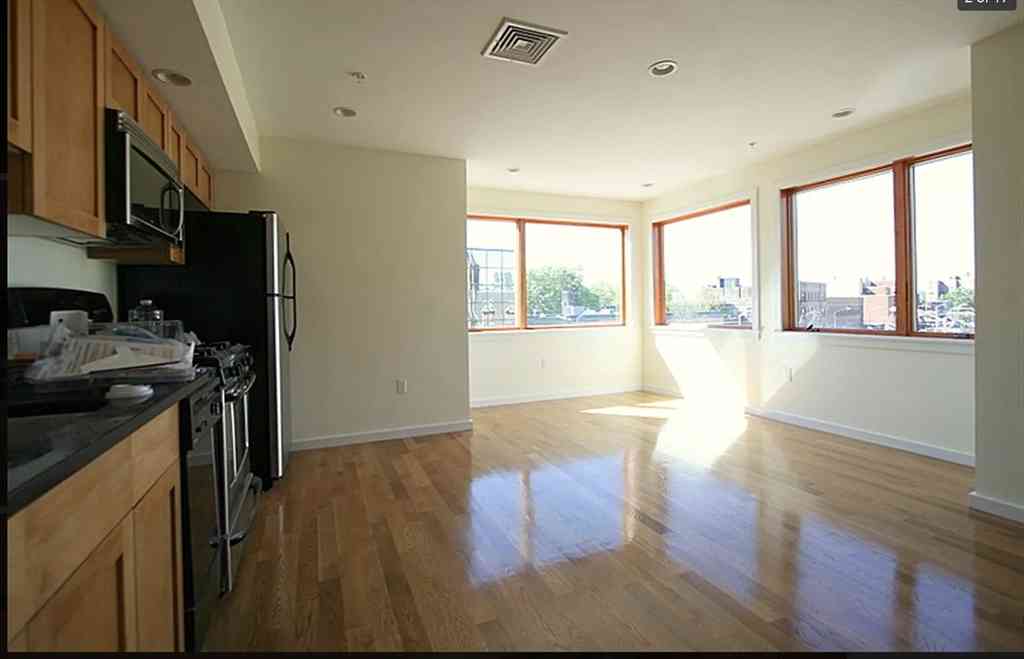 Condo For Rent - 2 Beech Street #204<br/> Cambridge, MA 02140