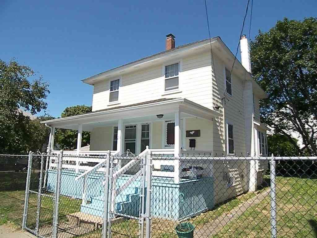 Homes For Rent - 23 P St- Winter Rental- Dec.-june #WHOLE HOUSE<br/> Hull, MA 02045