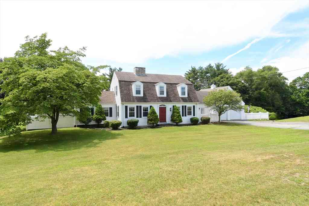 Homes For Sale - 51 Fiske Hill Rd<br/> Worcester County, Sturbridge, MA 01566