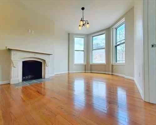 Apartment For Rent - 242 Newbury Street #2<br/> Boston, MA 02116