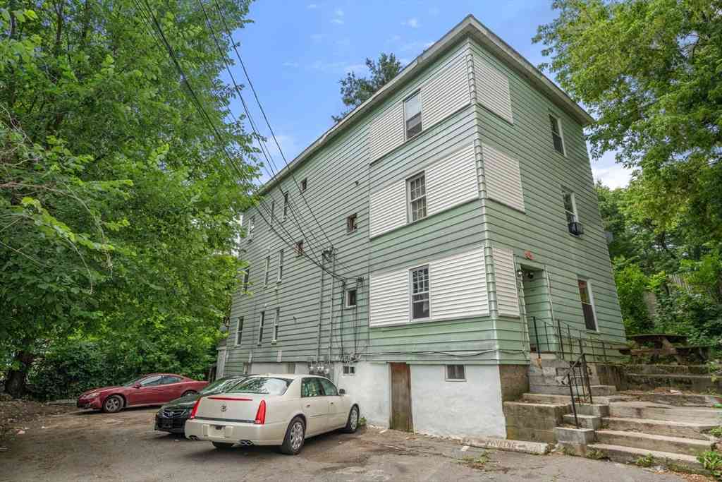 Multifamily For Rent - 12R Granite<br/> Fitchburg, MA 01420