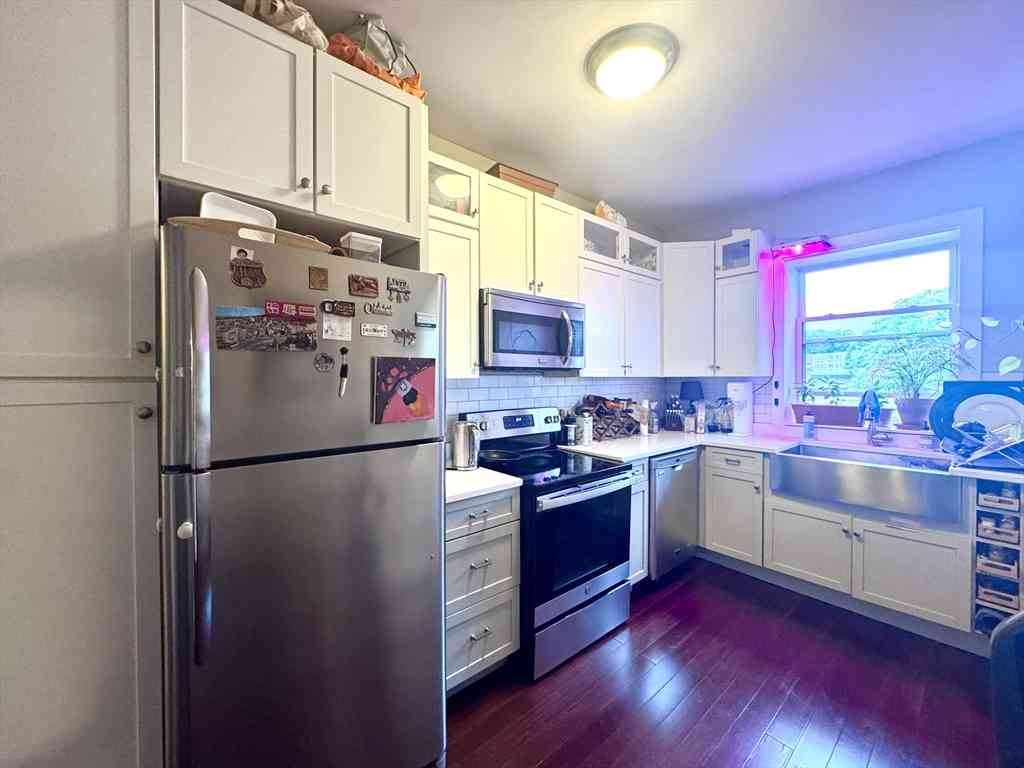 Apartment For Rent - 1834 Beacon St #16<br/> Brookline, MA 02445