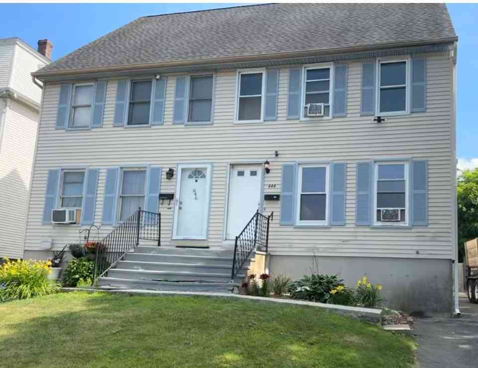 Homes For Sale - 644 Franklin St<br/> Worcester County, Worcester, MA 01604