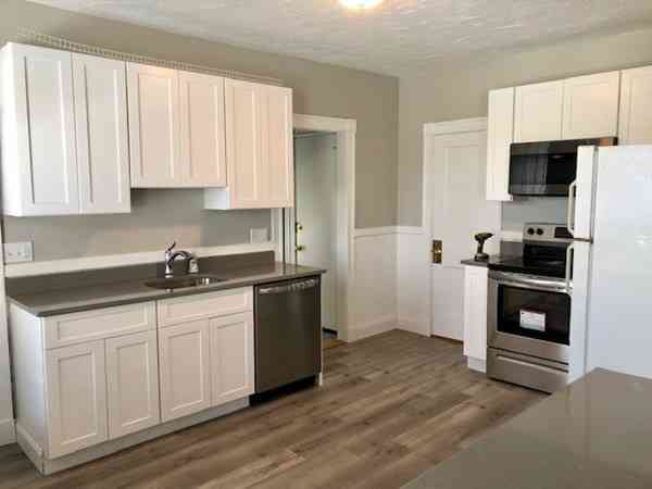 Condo For Rent - 12 West St #2<br/> Quincy, MA 02169