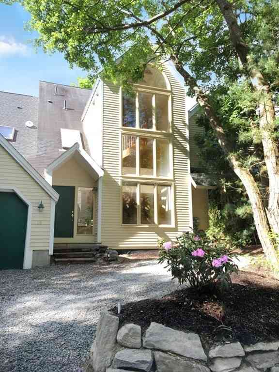 Condo For Rent - 12 Deer Path #12<br/> Hudson, MA 01749