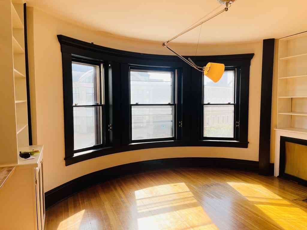 Condo For Rent - 1137 Massachusetts Ave #32<br/> Cambridge, MA 02138