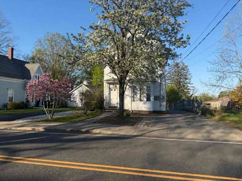 Multifamily For Rent - 211 Court St<br/> Plymouth, MA 02360
