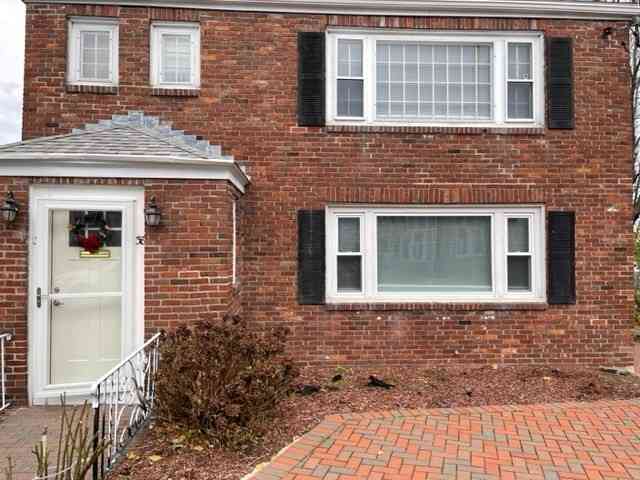 Apartment For Rent - 36 Hillcrest Circle #1<br/> Watertown, MA 02472