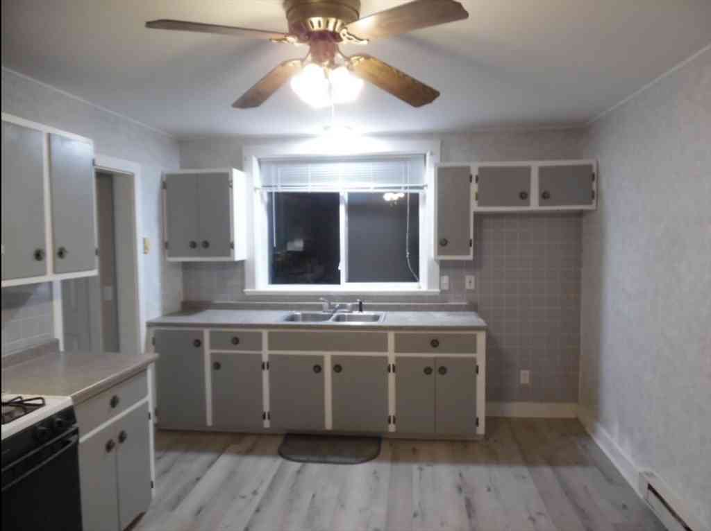 Apartment For Rent - 234 Plymouth St #3<br/> Bridgewater, MA 02324