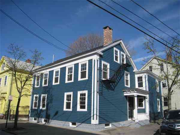 Apartment For Rent - 2 Ringgold St #2<br/> Providence, RI 02903