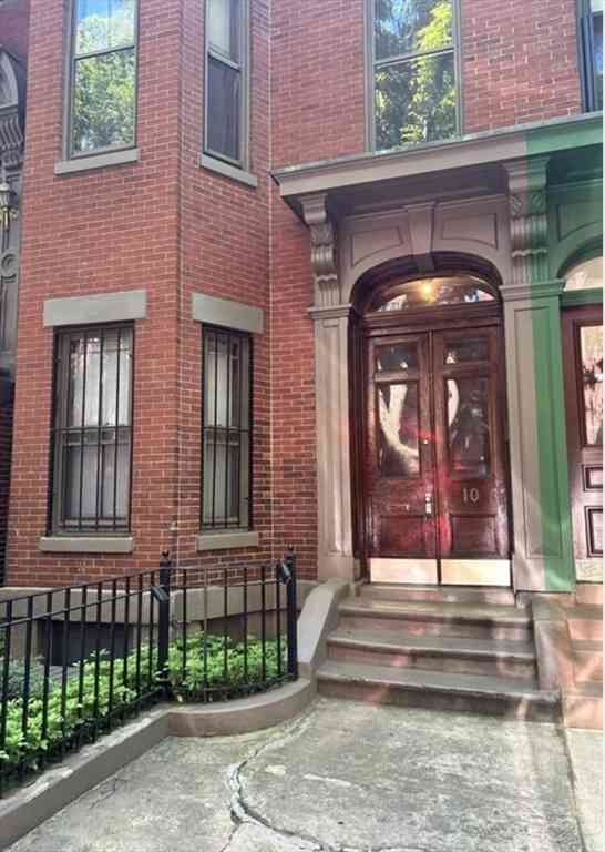 Apartment For Rent - 10 Wellington Street #3F<br/> Boston, MA 02118