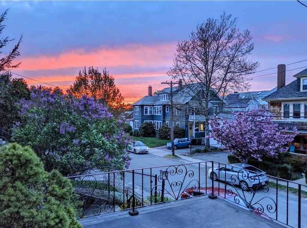 Condo For Rent - 15 Sunset Rd. #15<br/> Middlesex County, Watertown, MA 02472