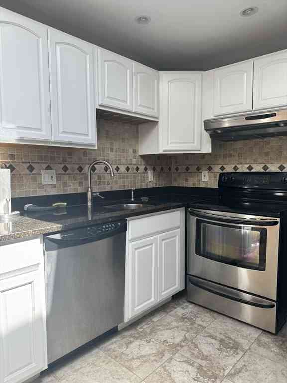 Condo For Rent - 30 Chester Street #16<br/> Somerville, MA 02144