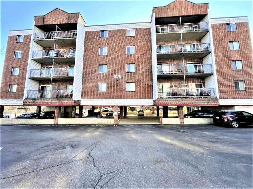 Apartment For Rent - 580 Salem Street #29<br/> Wakefield, MA 01880