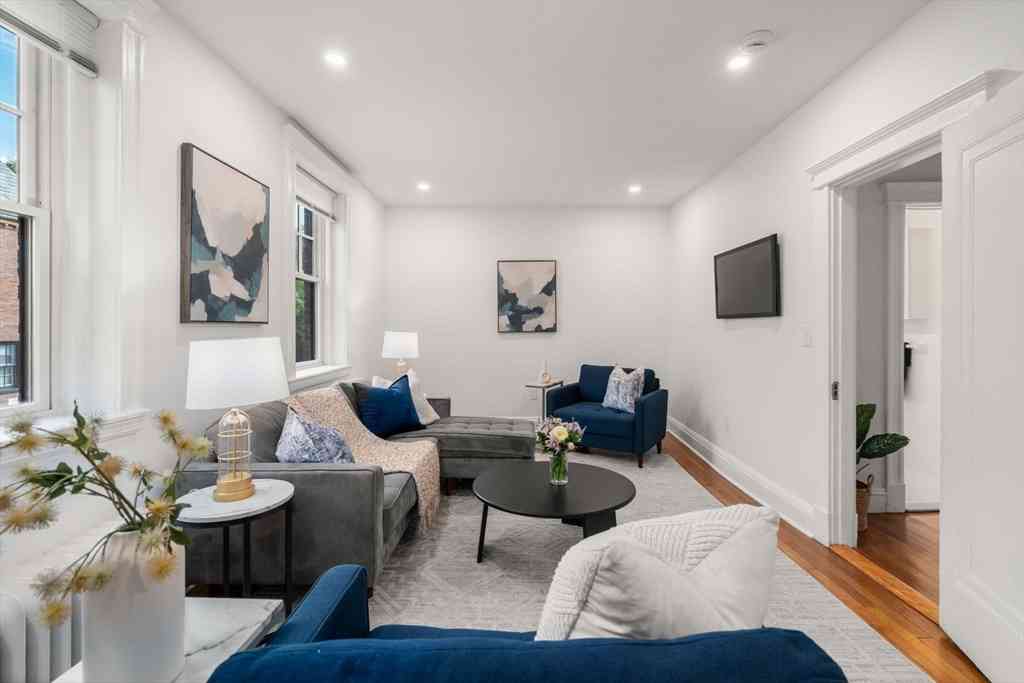 Condo For Sale - 852 Massachusetts Avenue #1<br/> Cambridge, MA 02139