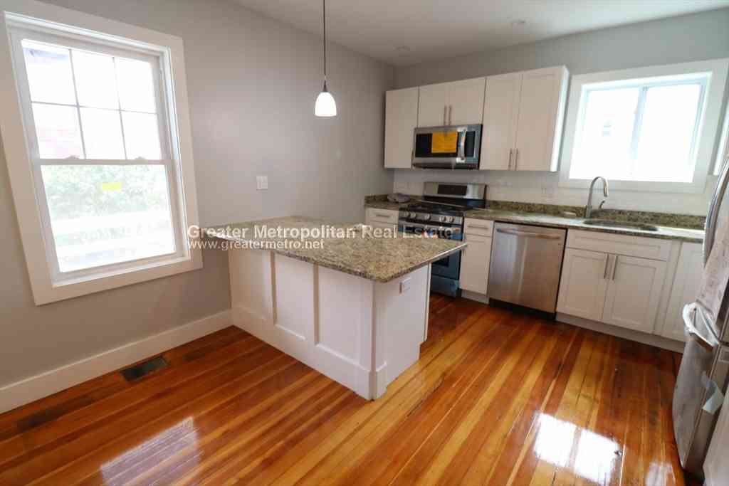 Apartment For Rent - 21 Seafoam  Ave #3<br/> Winthrop, MA 02152