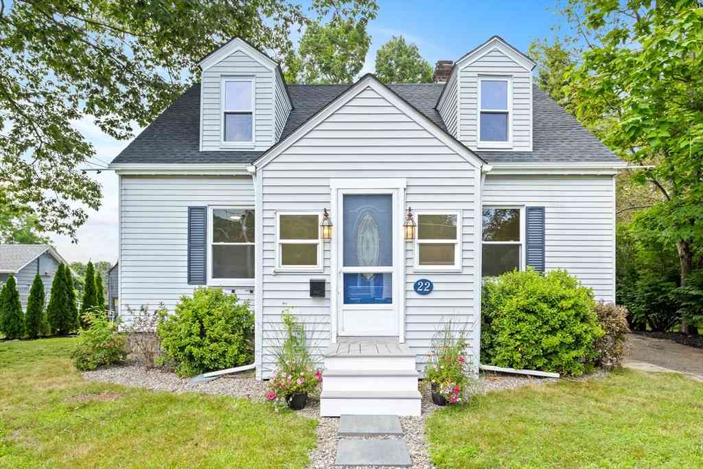 Homes For Sale - 22 Morris St<br/> Worcester County, Webster, MA 01570