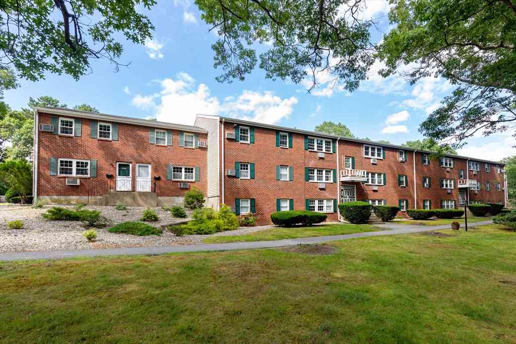 Condo For Sale - 207 Samoset St #A3<br/> Plymouth County, Plymouth, MA 02360