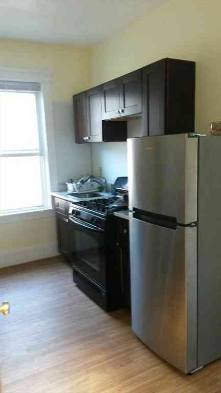 Apartment For Rent - 114 Shurtleff St #9<br/> Chelsea, MA 02150