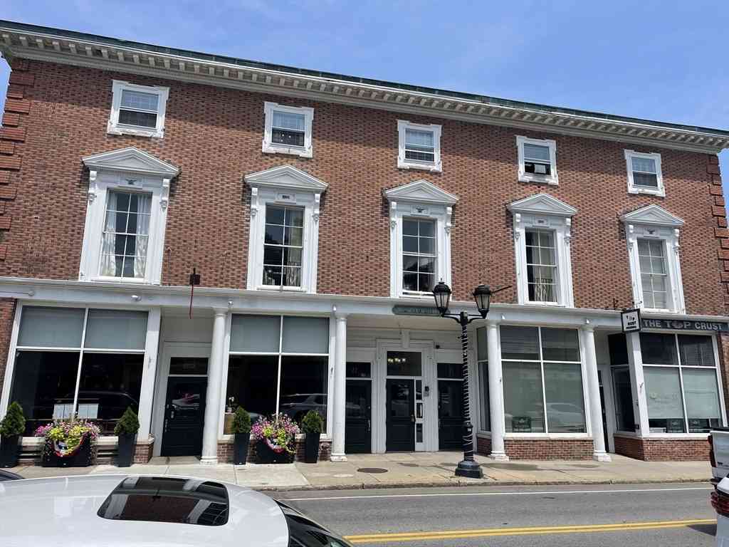 Apartment For Rent - 19 Court Street #2D<br/> Plymouth, MA 02360
