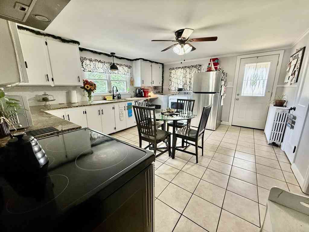 Apartment For Rent - 21 Langlois Ave #2<br/> Southbridge, MA 01550
