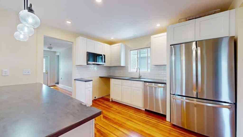Apartment For Rent - 30 Saint Mary #2<br/> Malden, MA 02148