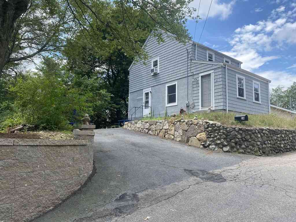 Homes For Rent - 16 Stonecleve Rd #16<br/> Wellesley, MA 02482