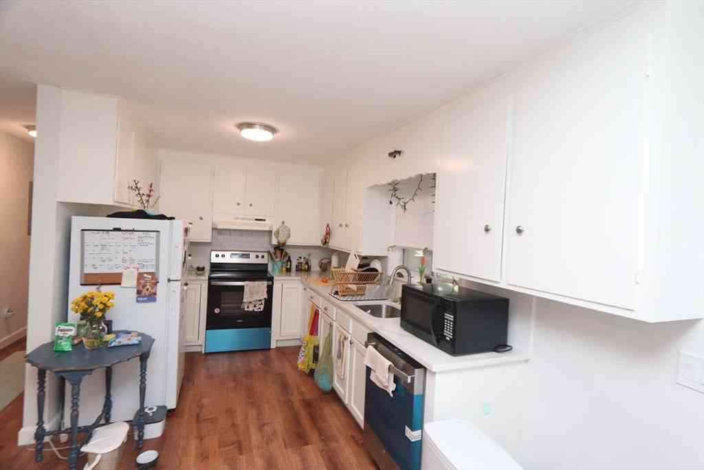 Apartment For Rent - 72 Cushing Street #72A<br/> Cambridge, MA 02138