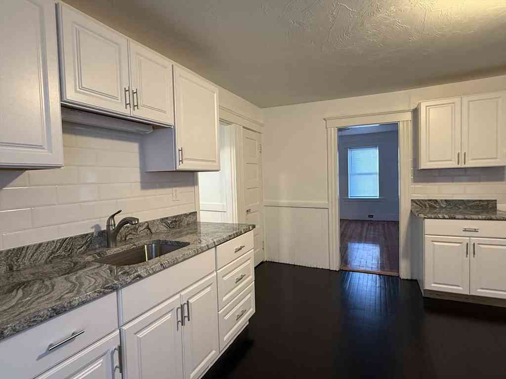 Multifamily For Rent - 18-38 Beaver Ct<br/> Framingham, MA 01702